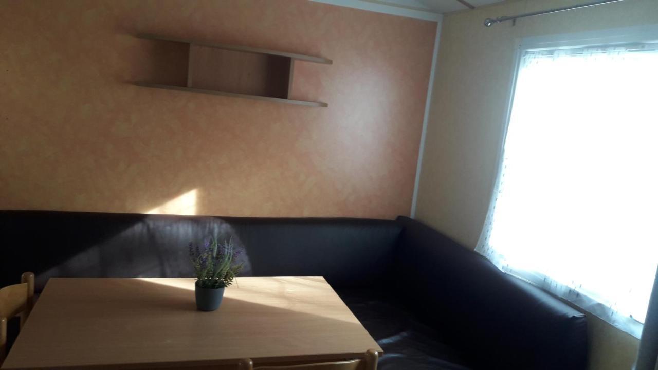 Mobil Home Camping 3*** Piscine Chauffee La Boissiere-de-Montaigu Екстериор снимка